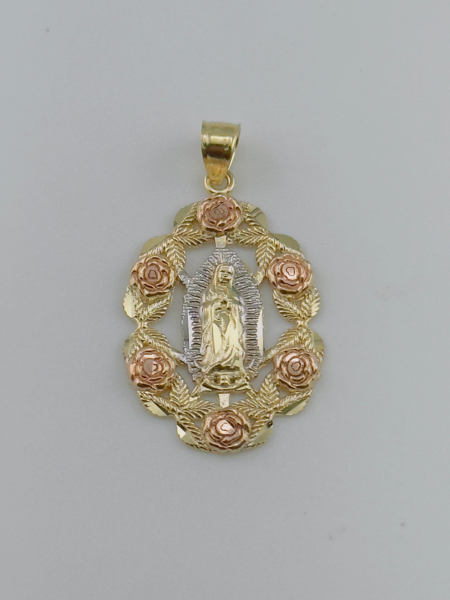 Guadalupe Charm 10kt, ch34