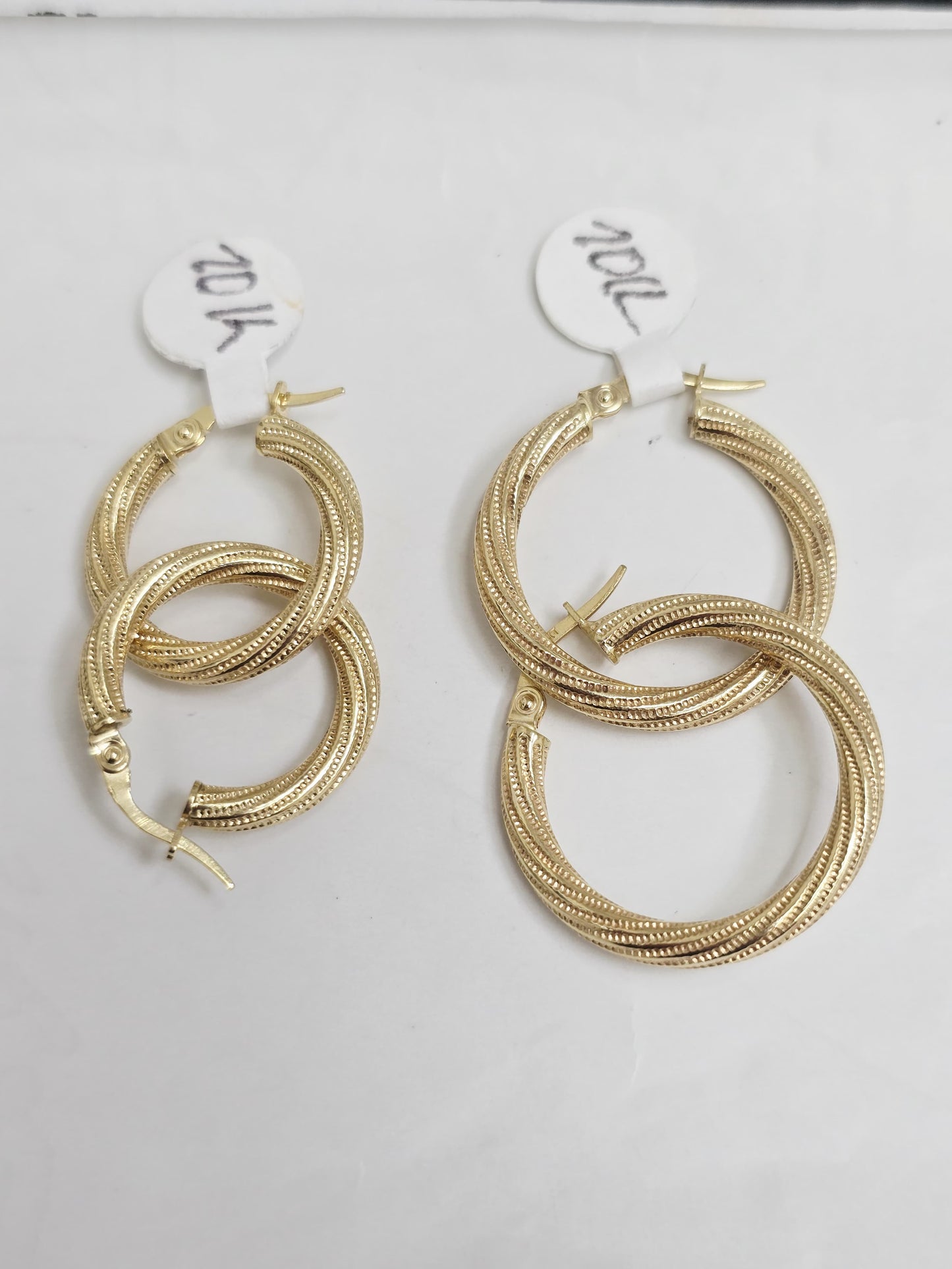Earrings 10k