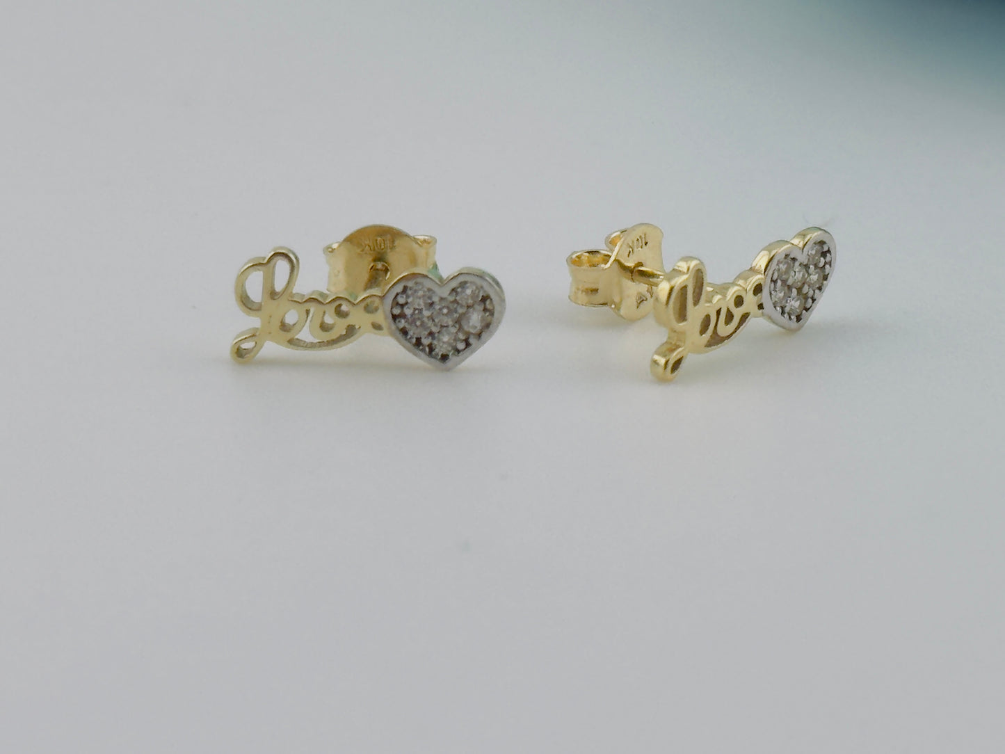 LOVE Esrrings 10kt, e79