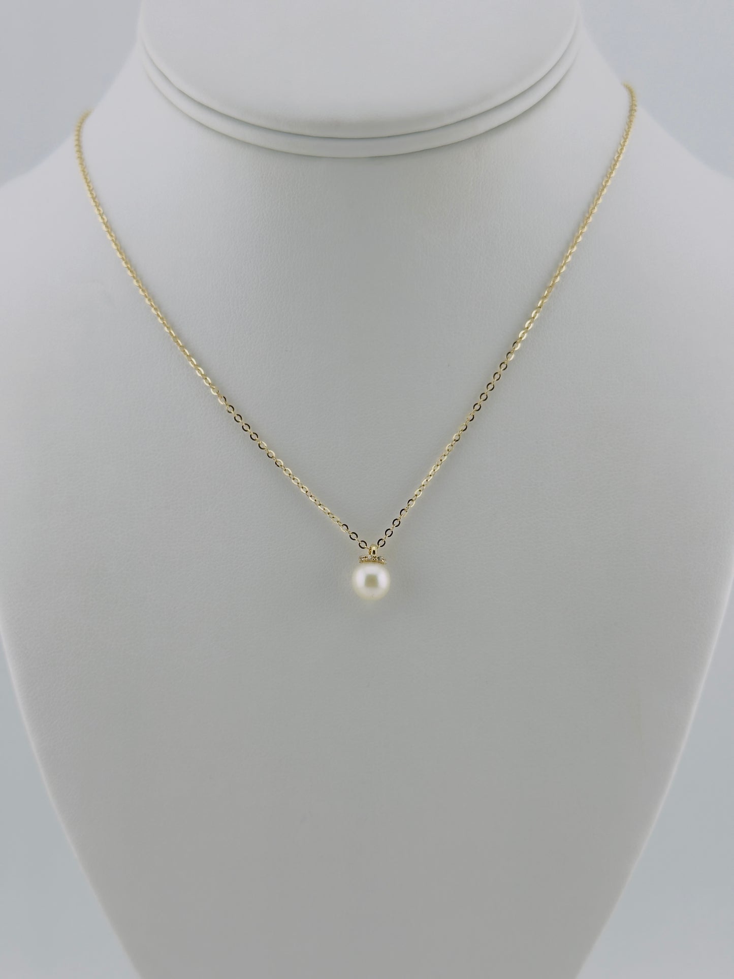 Pearl Necklace 14kt, size 16”-18”, c8