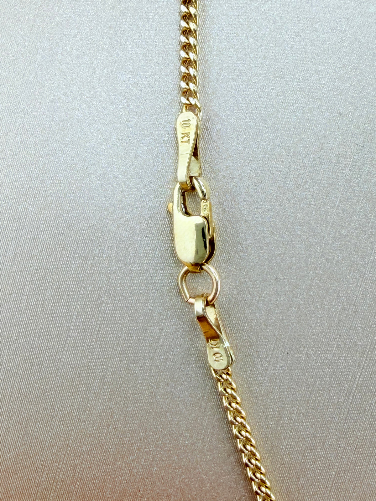 10K Gold Chain with Pendant, 16” Semi-Solid Chain, 1.7mm Thick. n
