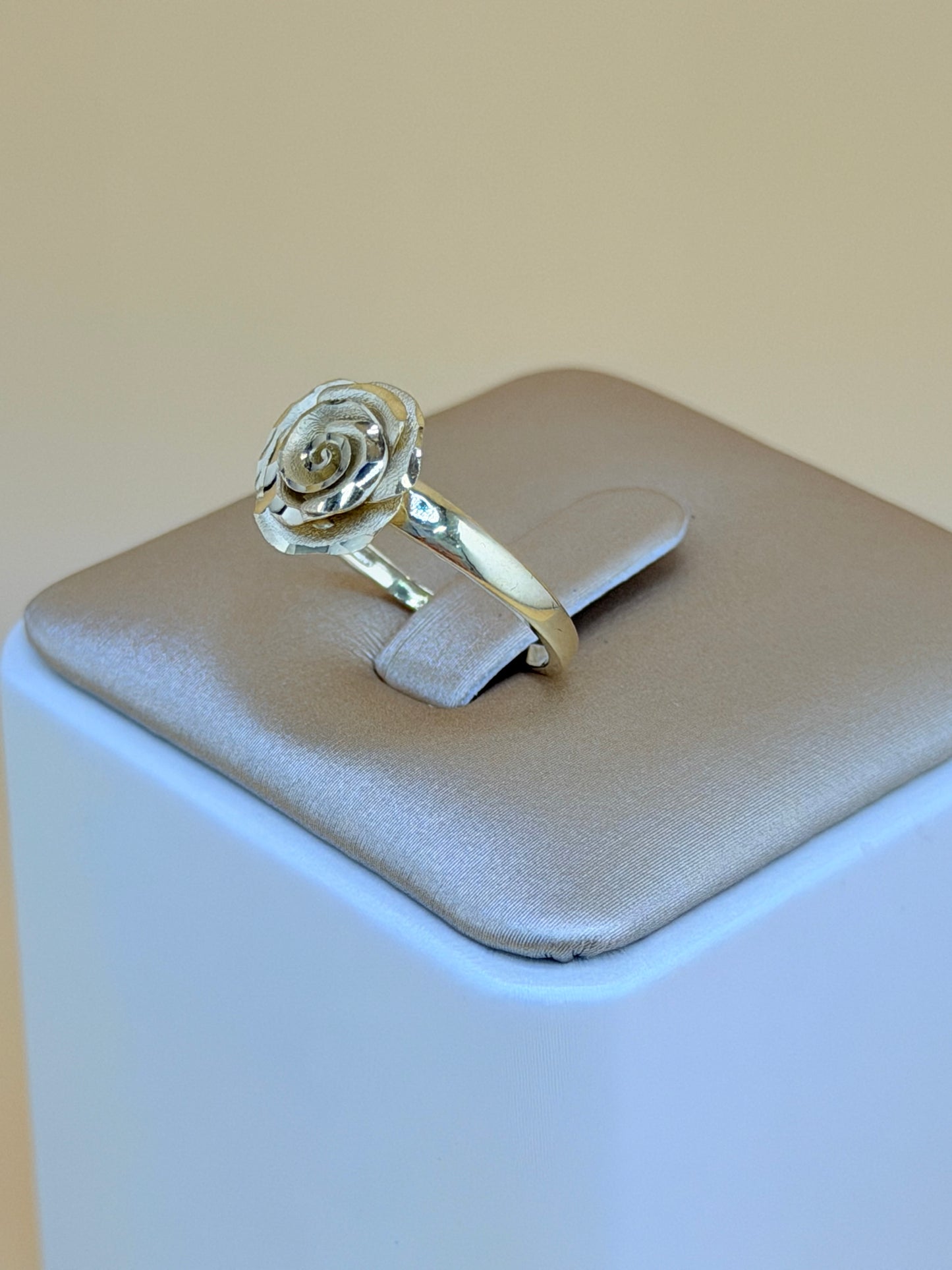 10kt Ring, size 7.5”