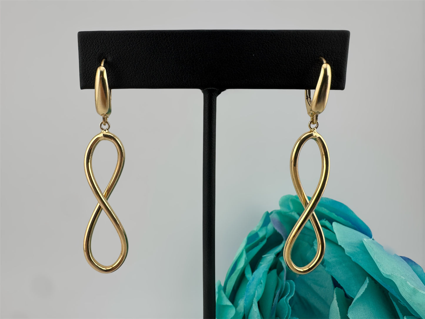 Infinity Earrings 14kt, e57