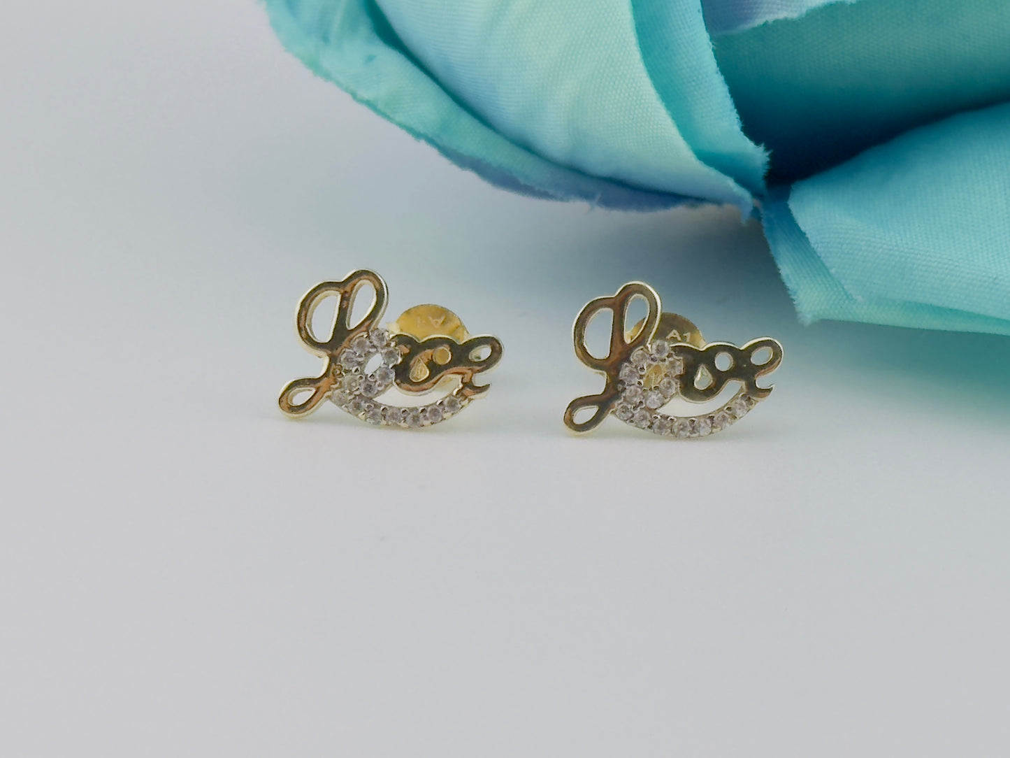 LOVE earrings 10kt, e73