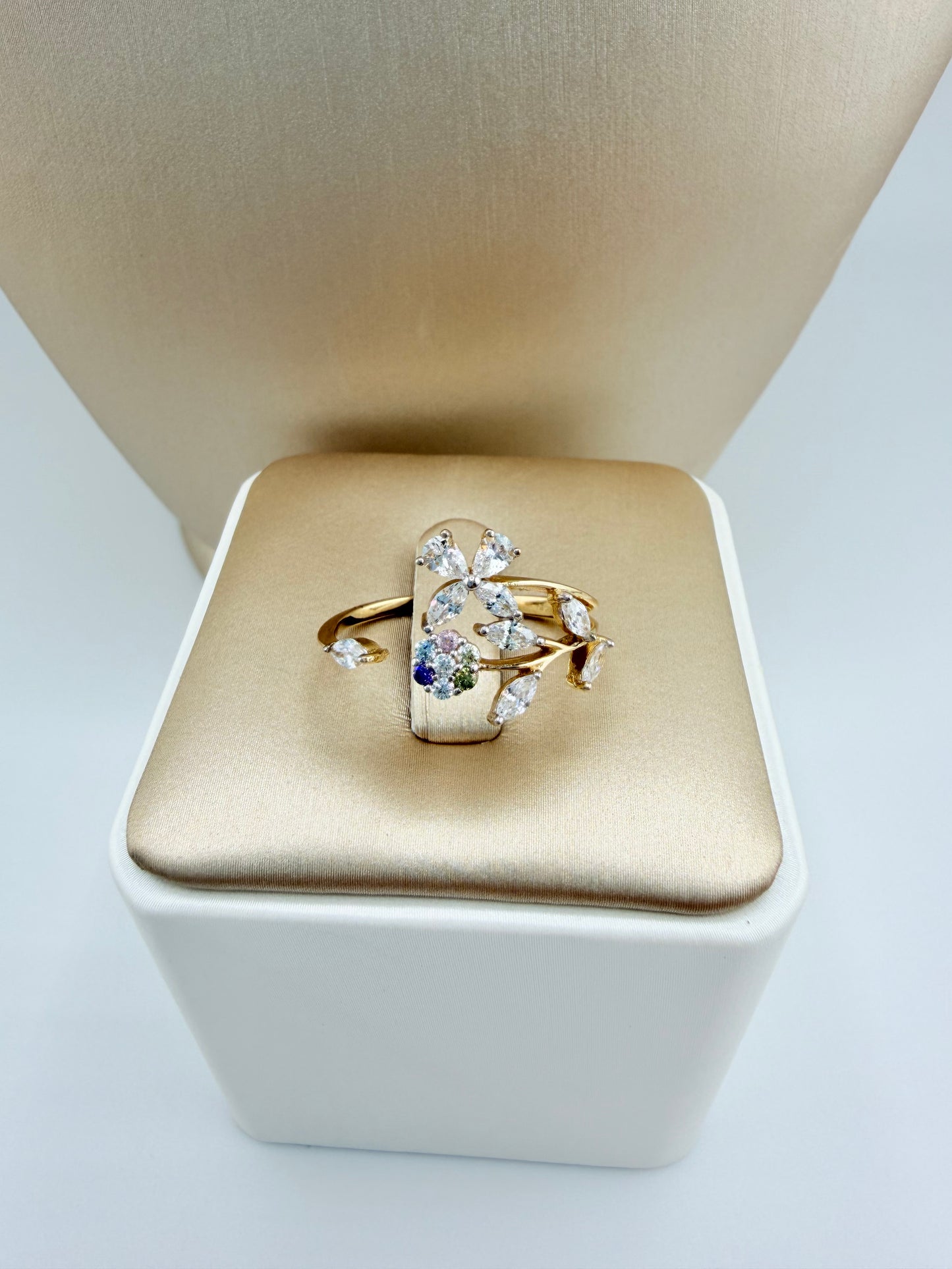 14kt Gold Open Band Ring, Adjustable from Size 8–9. r