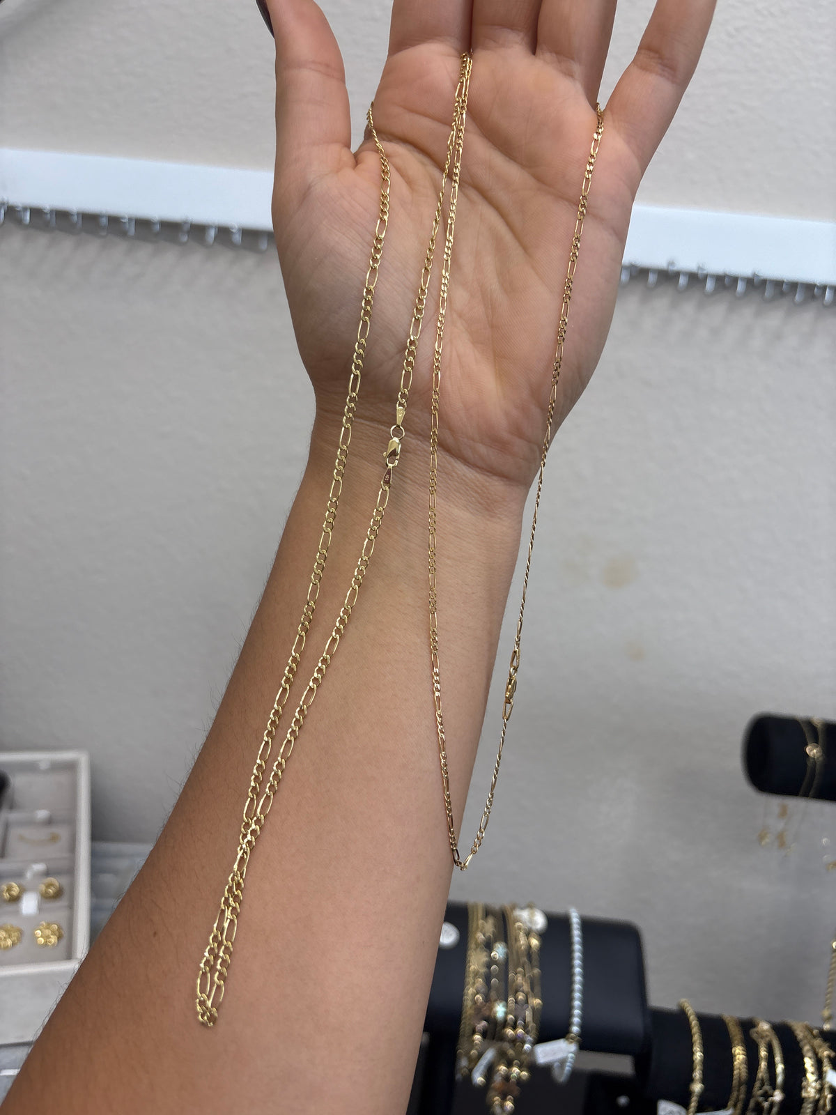 10kt necklace size 18” and 20”