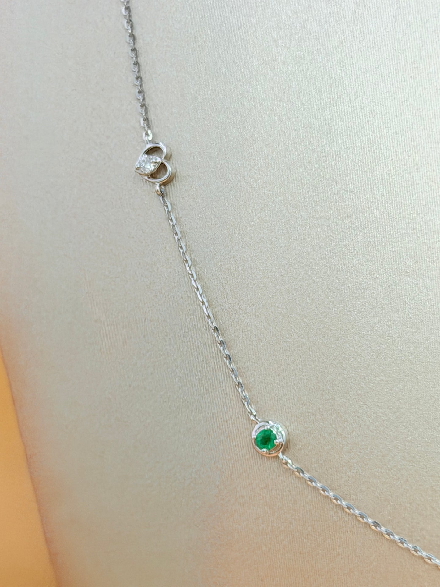 14K White Gold Chain with Natural Emeralds and Diamonds, Adjustable 16”–18” Length, 0.24ct Total Natural Diamond Weight. n