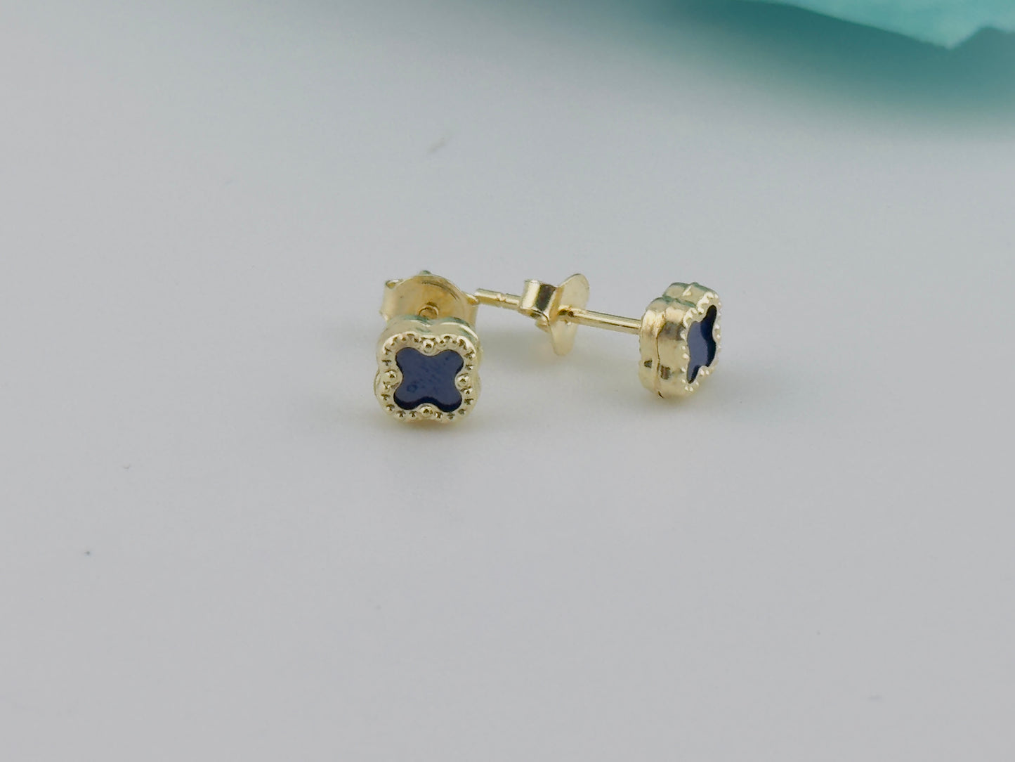 Small Earrings 14kt, e76