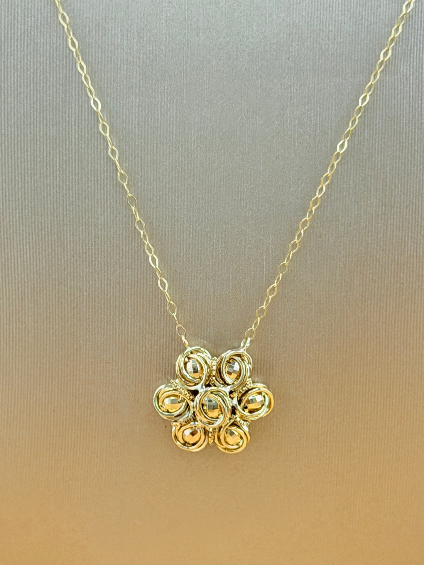 10kt Gold Necklace. Size 18”