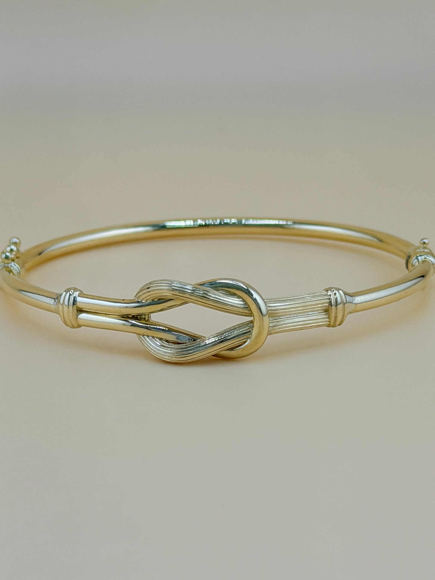 10kt Semisolid Gold Bracelet, size 7”.