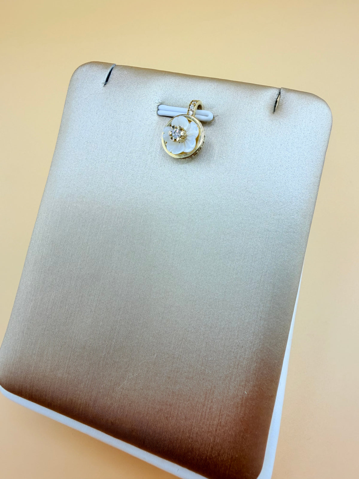 14K Solid Gold Flower Pendant, Fits Chains Up to 3mm Thick. ch