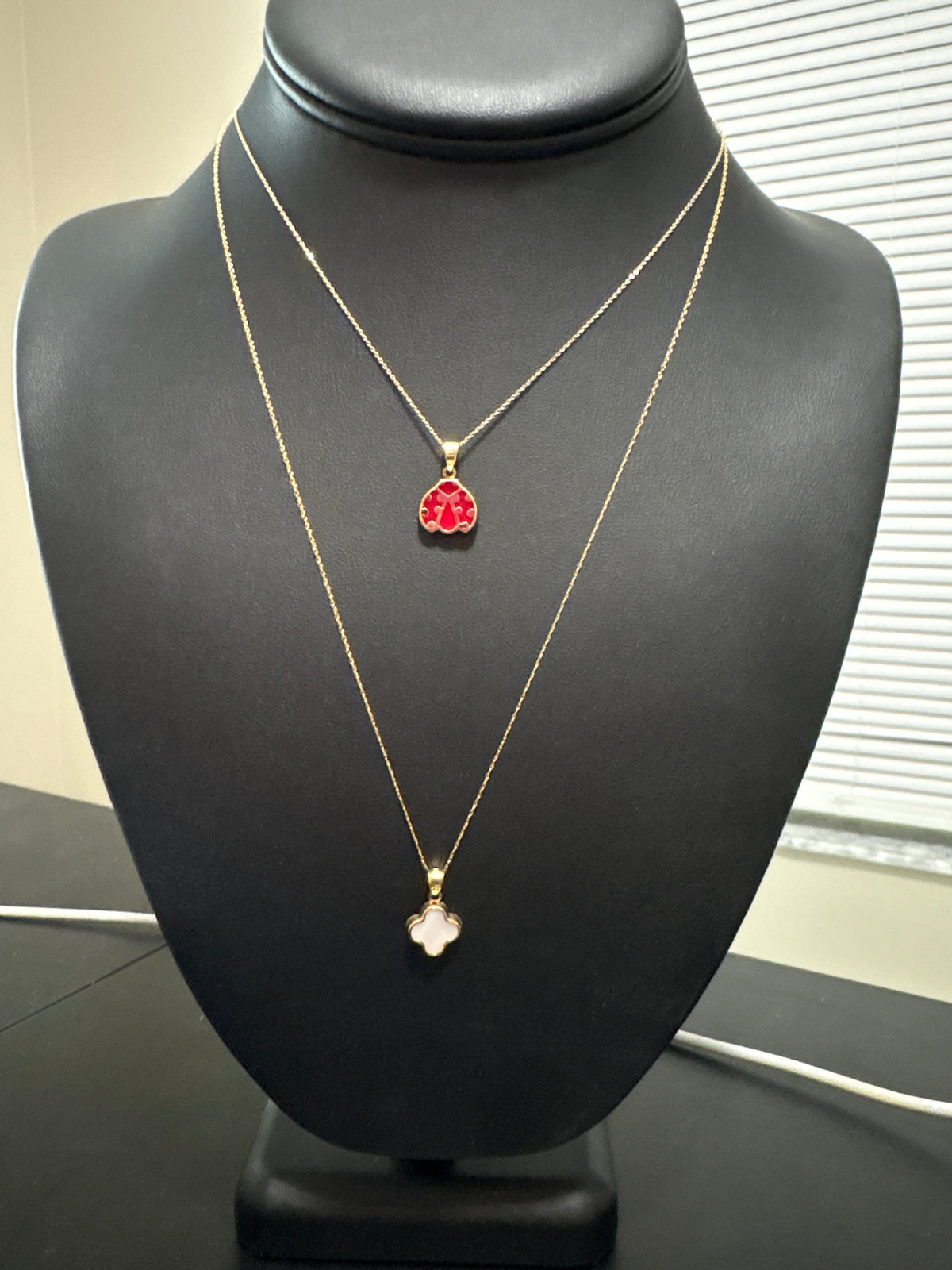 10kt Gold Necklaces