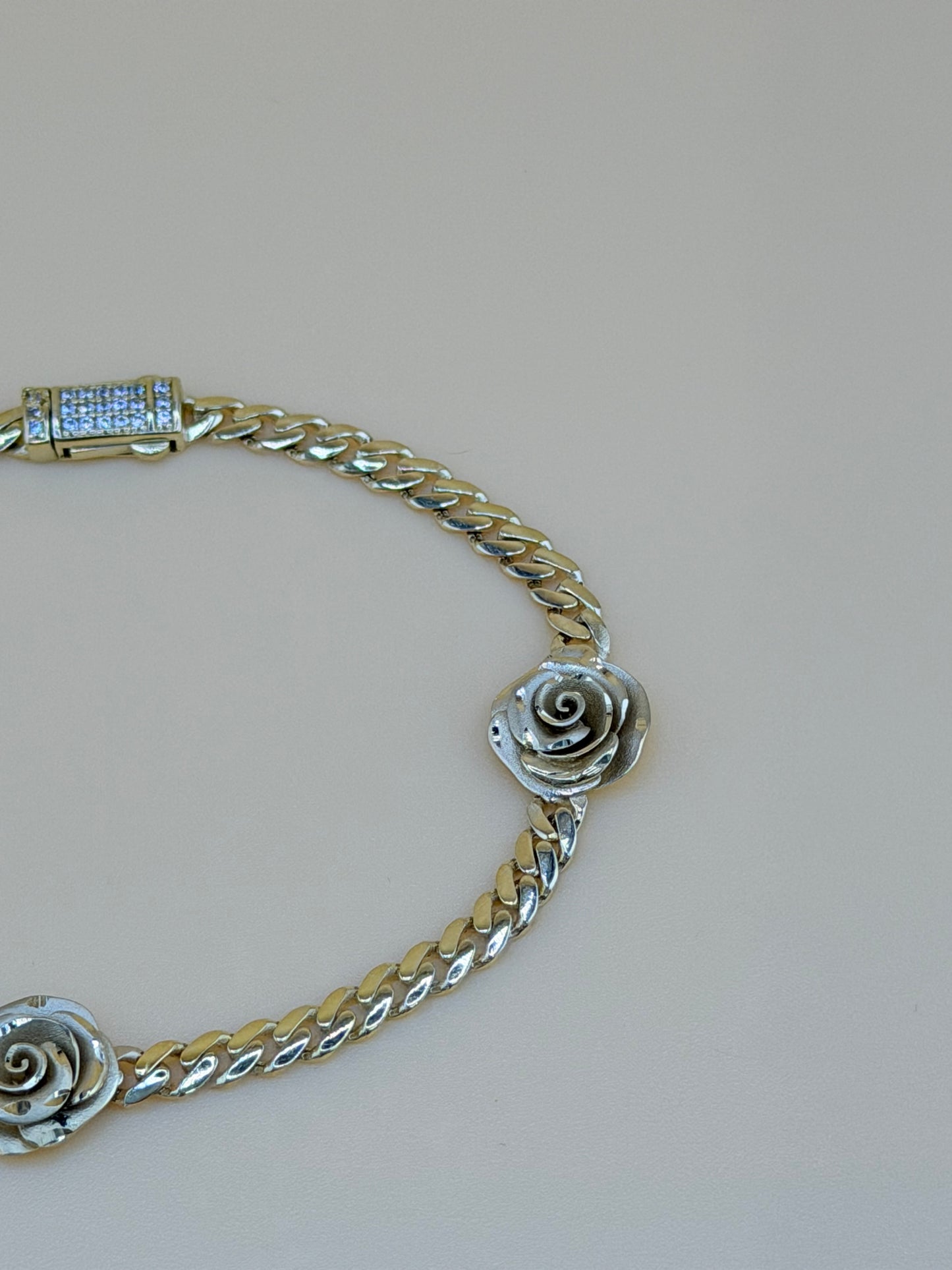 10kt Semisolid Gold Bracelet, size 7”, 3.6mm, (Solid Roses)