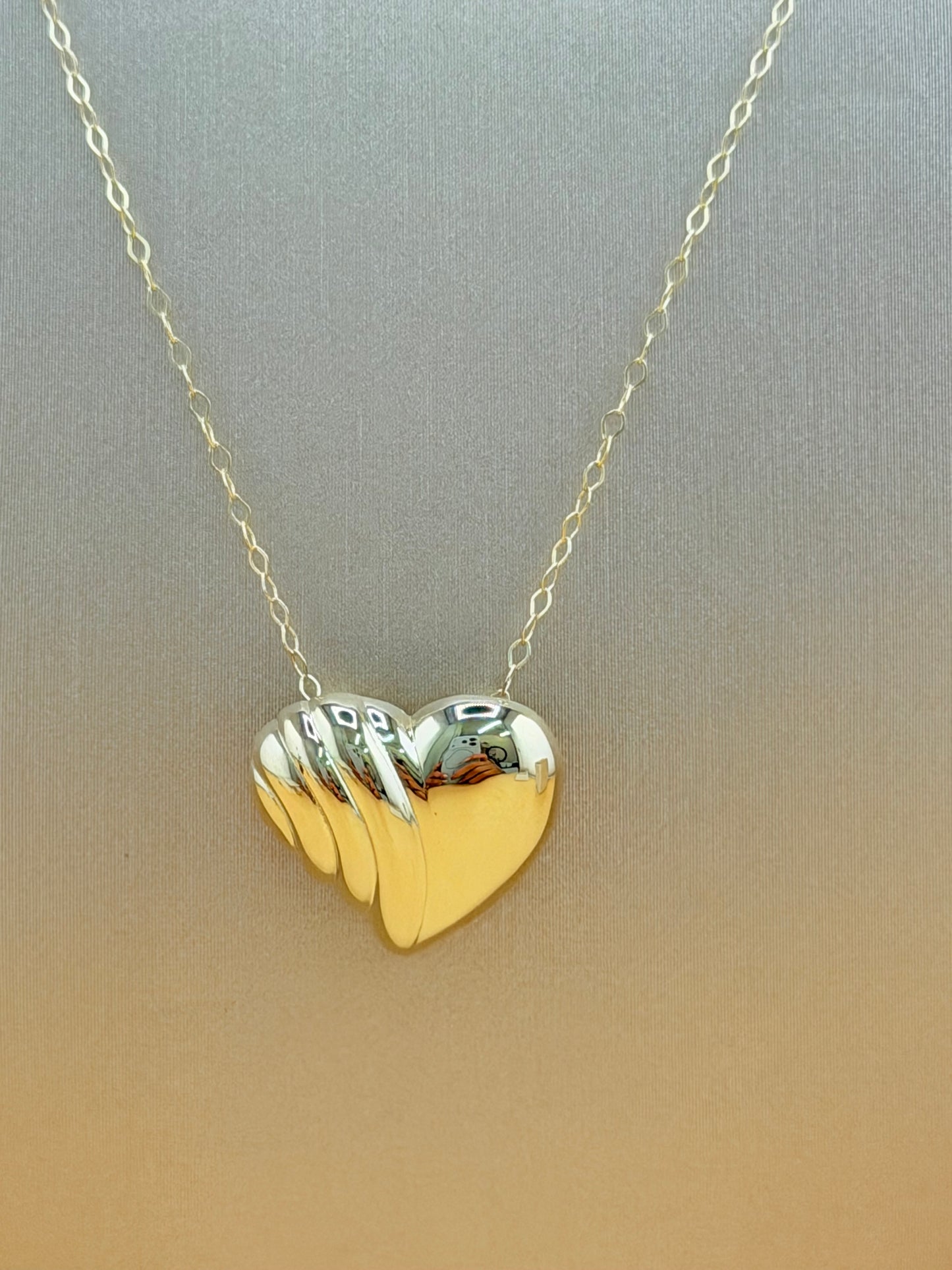 10kt Gold Necklace.