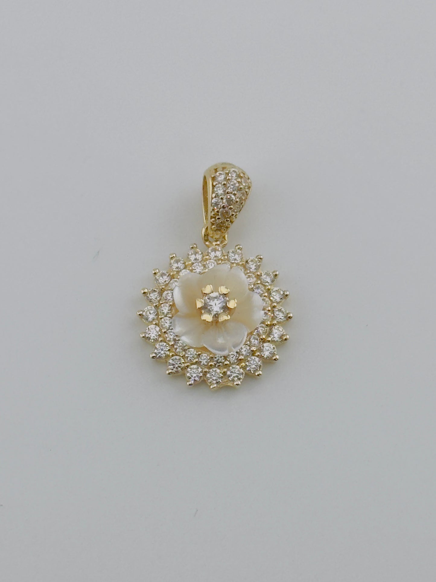Flower Pendant, 14kt, ch41