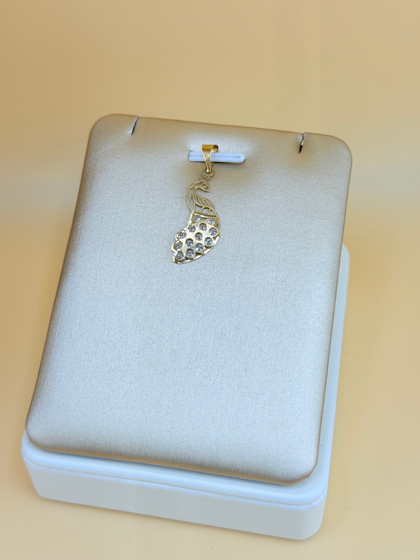 14K Elegant Gold Peacock Pendant, Fits Chains Up to 4mm Thick. n