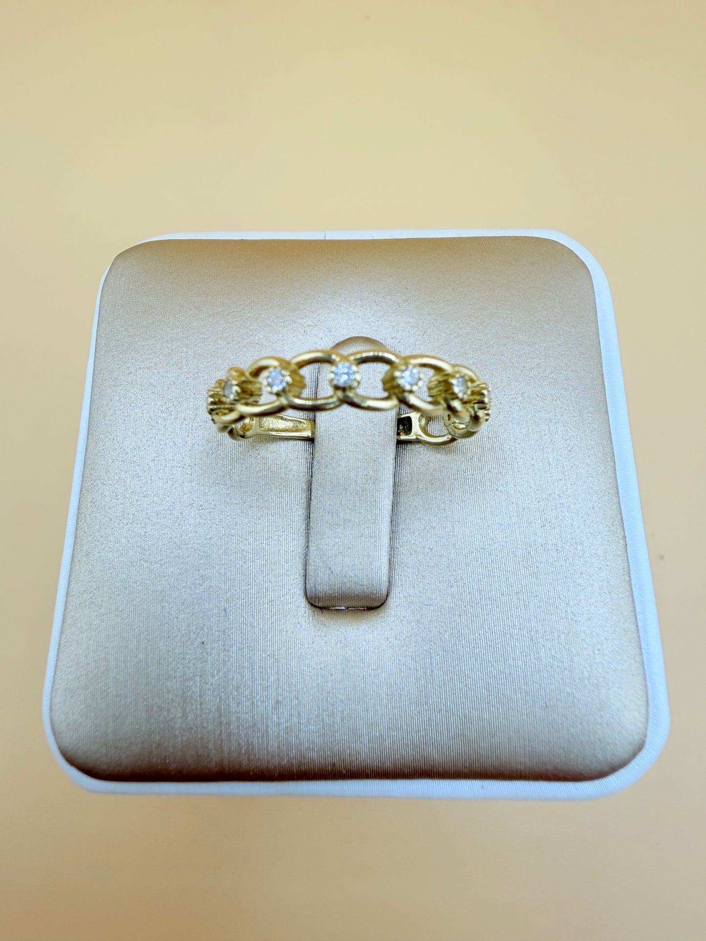 10kt Solid Gold Ring, size 7”. r