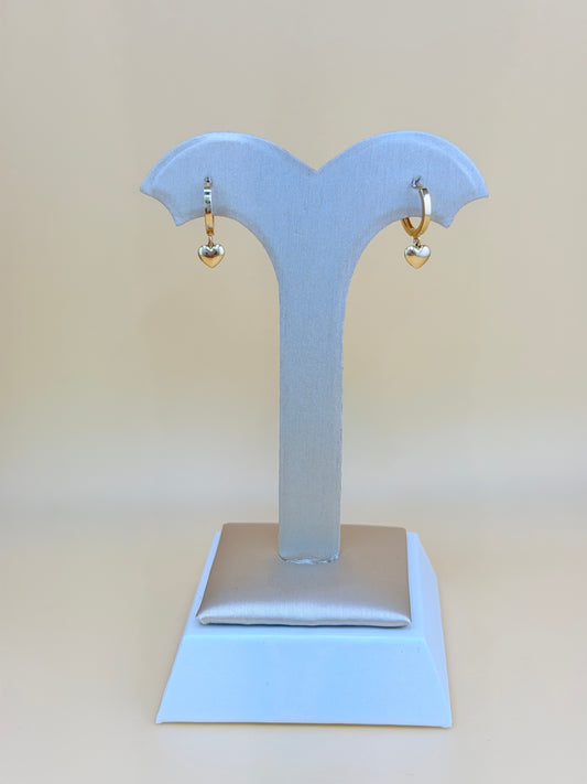 14kt Solid Gold Hoops Earrings. e