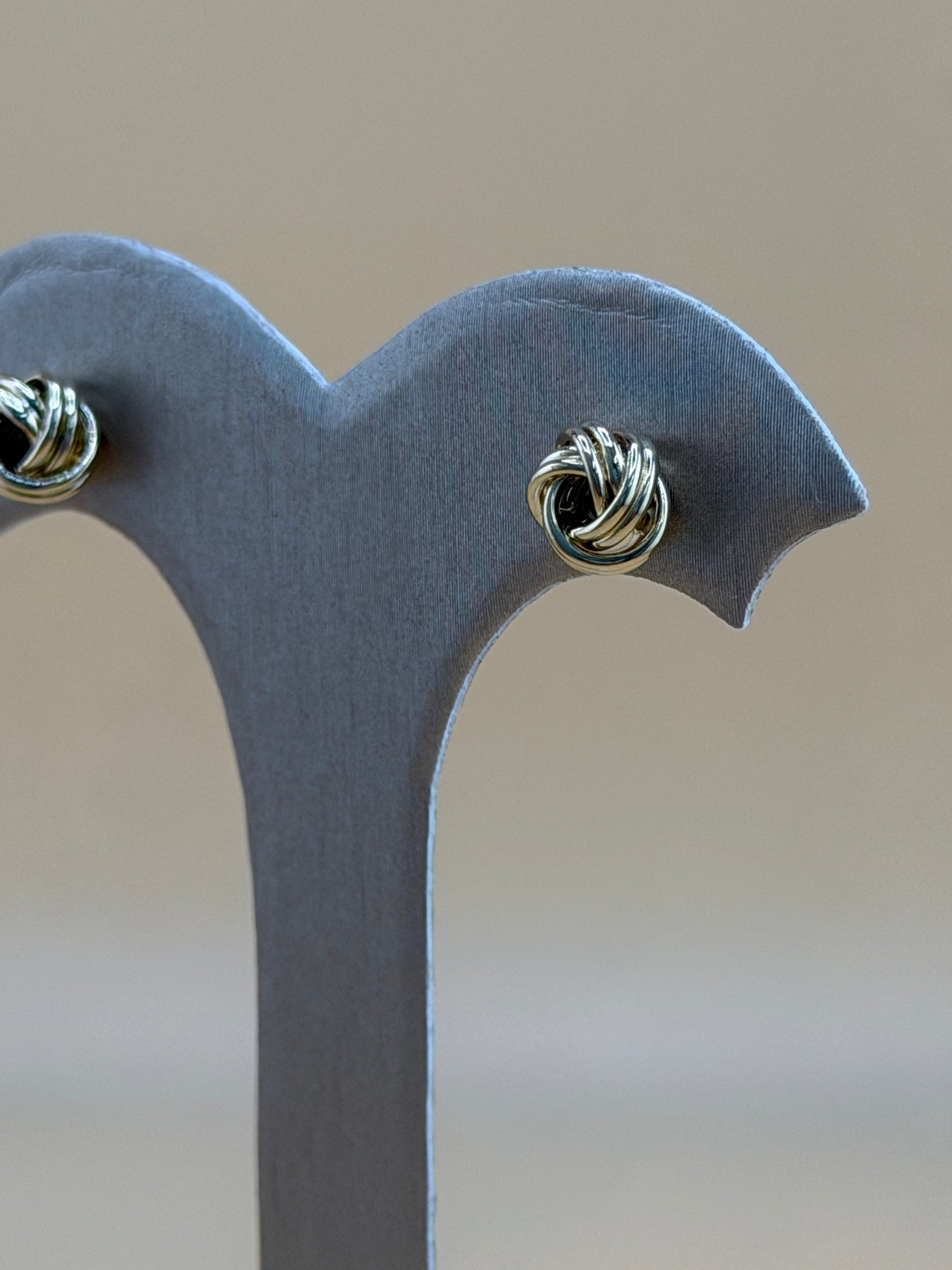 10kt Small Gold Earrings.