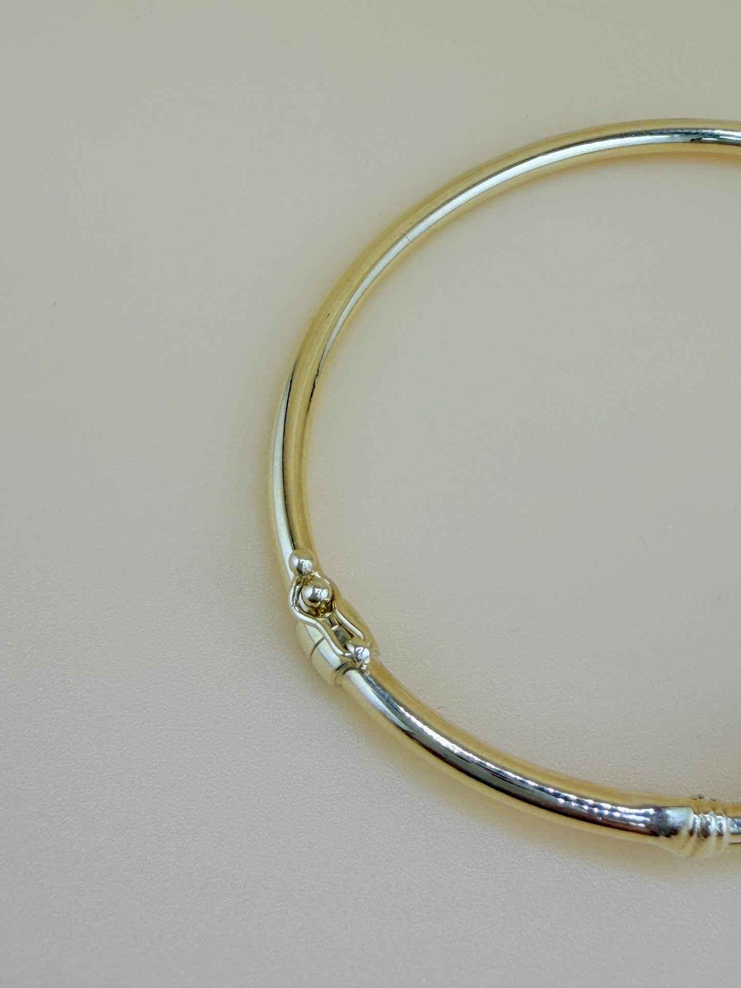 10kt Semisolid Gold Bracelet, size 7”.
