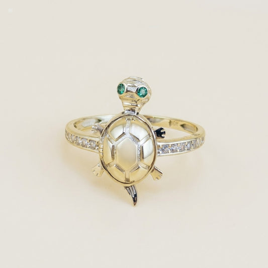10K Gold Turtle Ring with Movable Details & Hidden CZ – Size 7