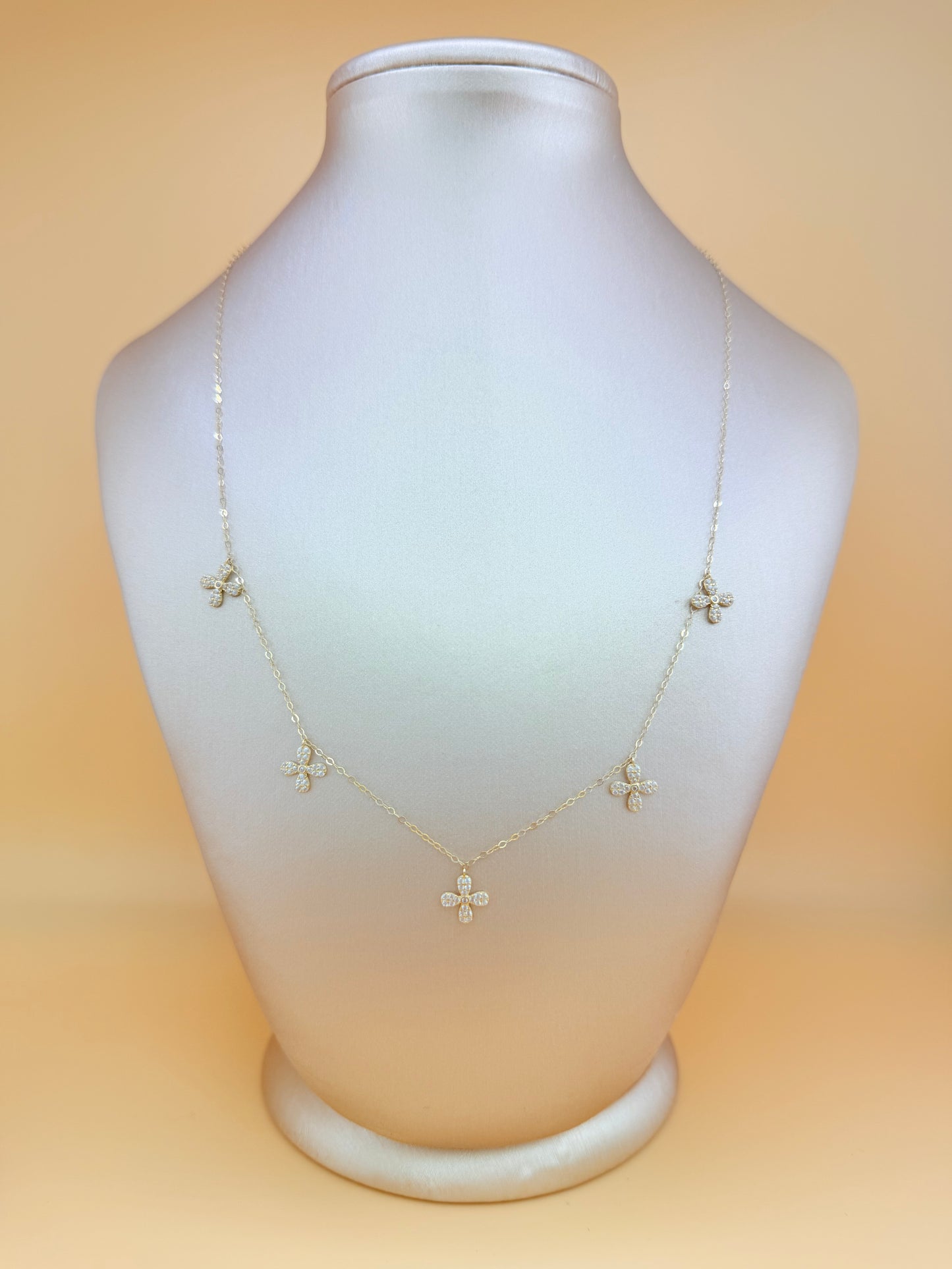 14kt Gold Chain with Clover Pendants, Adjustable 16”–18” Length. n