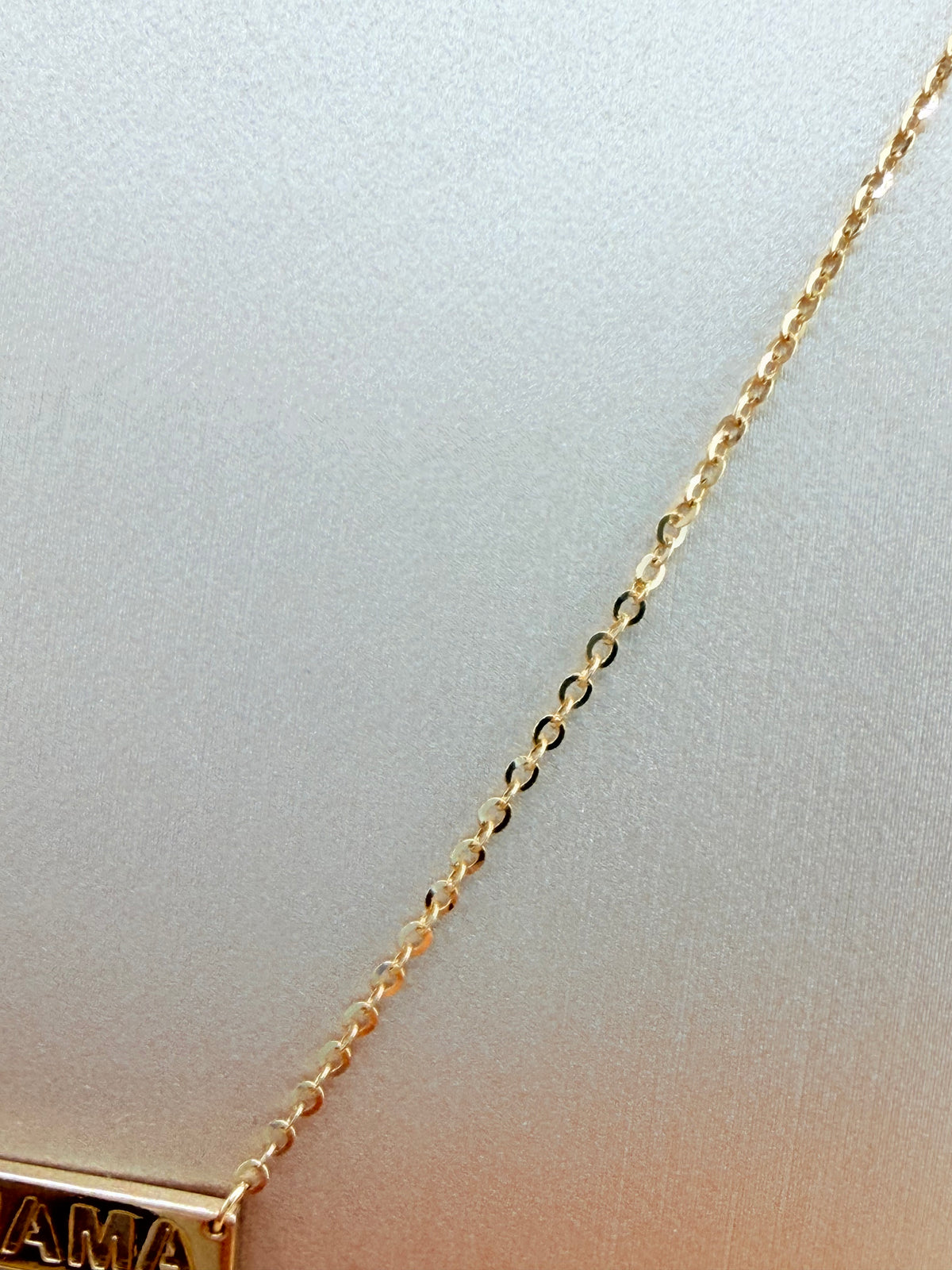 14K Solid Gold Chain with “MOM” Pendant, Adjustable 16”–18” Length, 0.6mm Thick. n