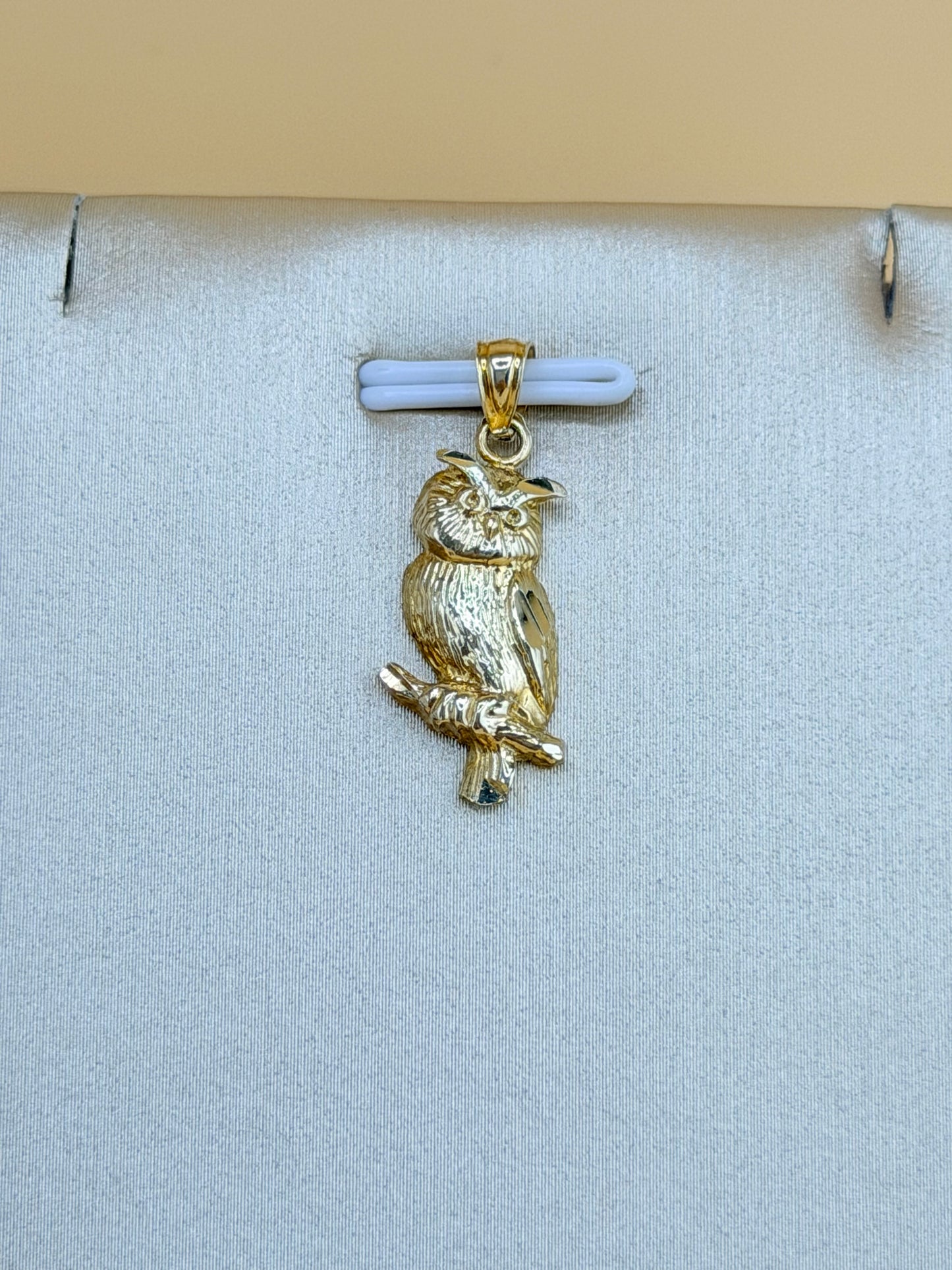10kt Solid Gold Owl Pendant, Fits Chains Up to 2.5mm Thick. ch