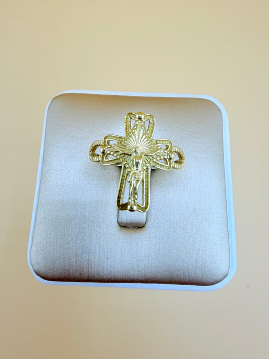 10kt Solid Gold Ring, size 8.5”. r