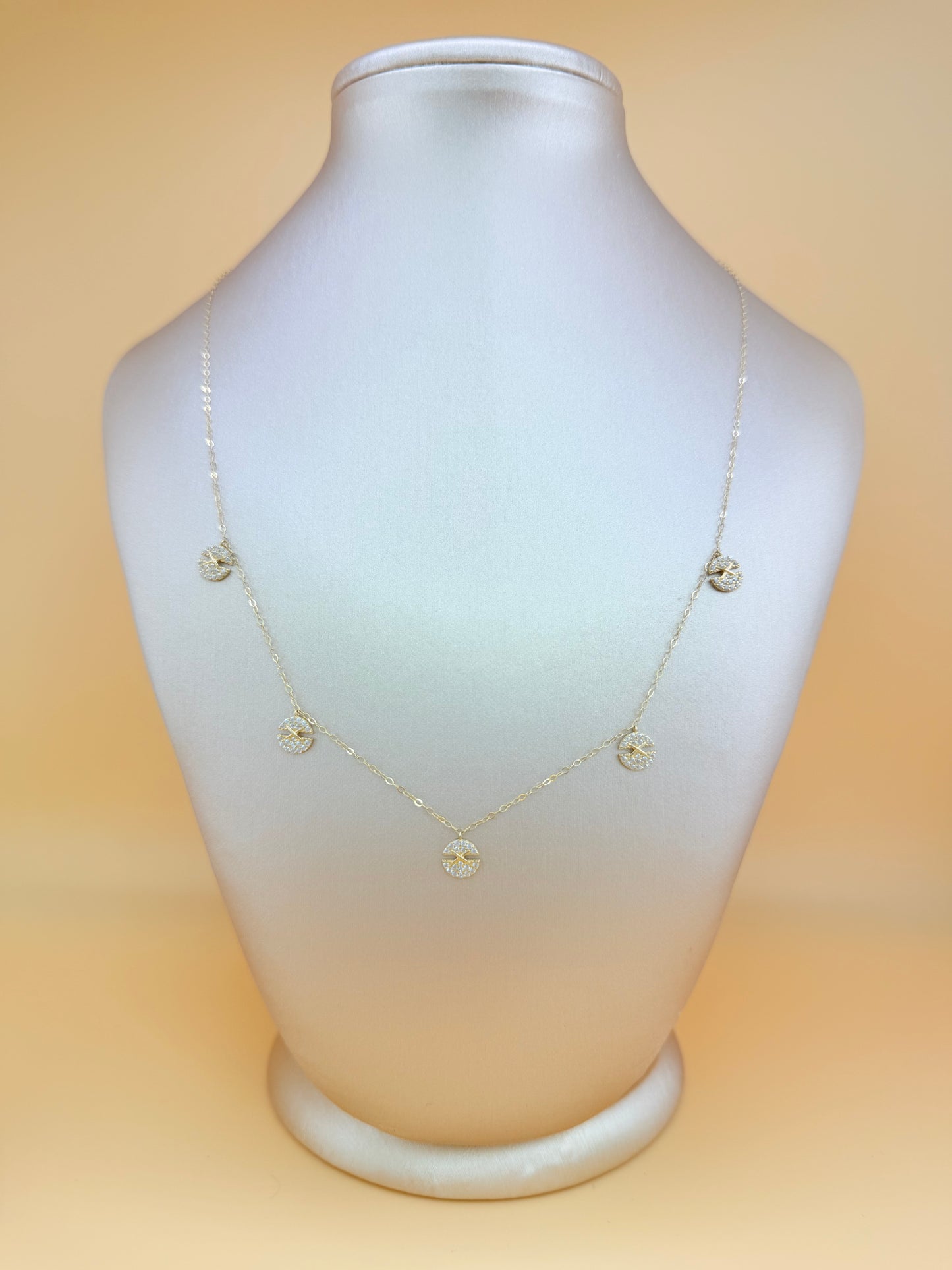 14kt Solid Gold Choker Necklace, Size 16”–18”. n
